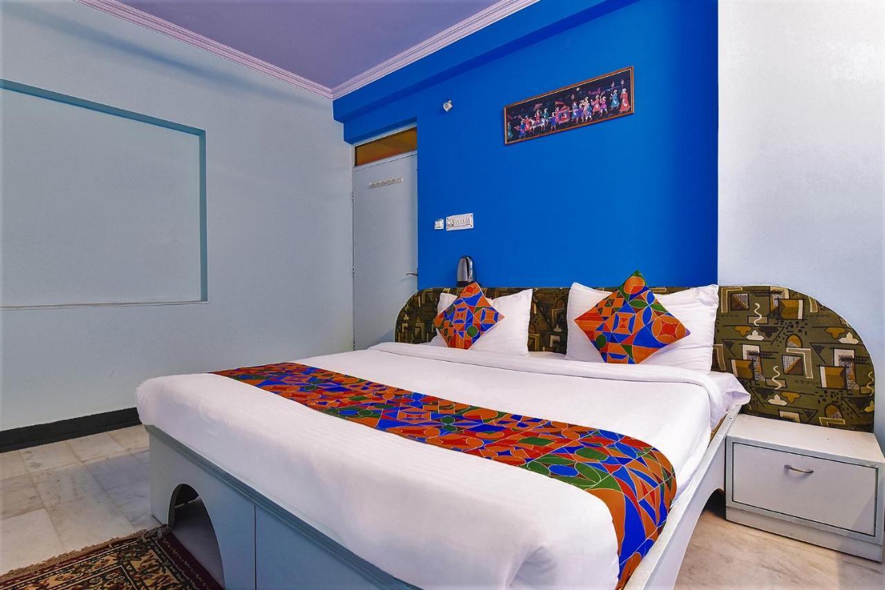 OYO 12019 Hotel Anuja Jaipur Exterior foto